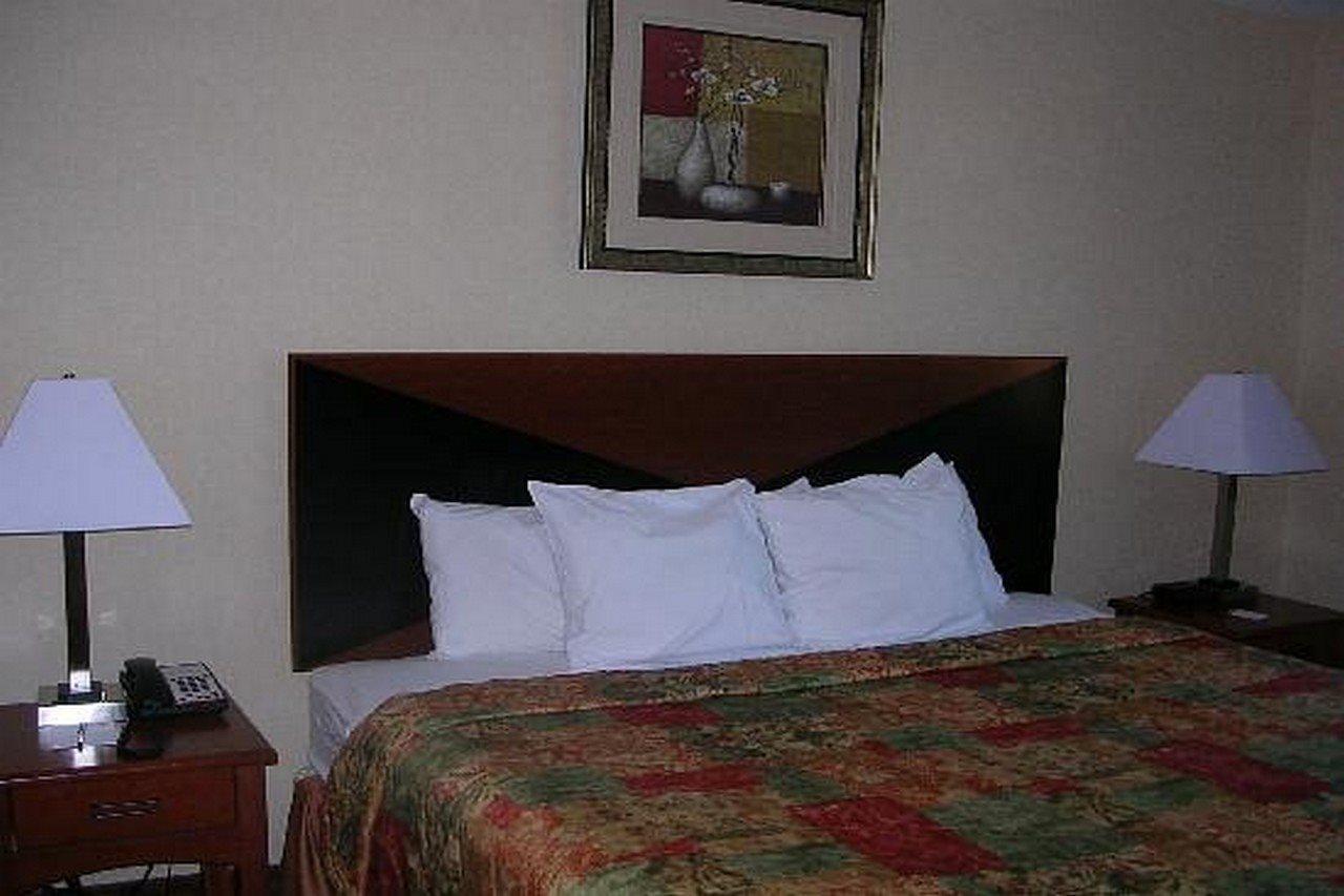 Sleep Inn Brooklyn Нью-Йорк Экстерьер фото
