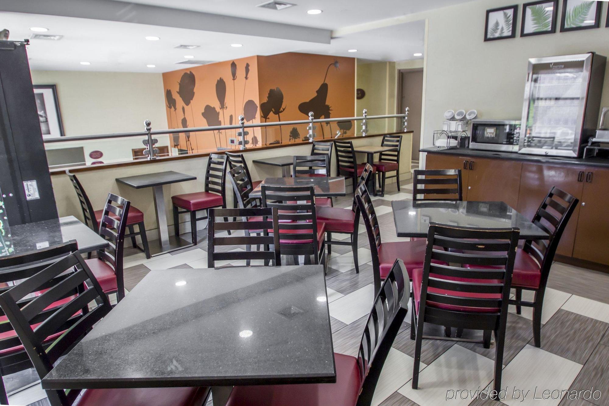 Sleep Inn Brooklyn Нью-Йорк Экстерьер фото